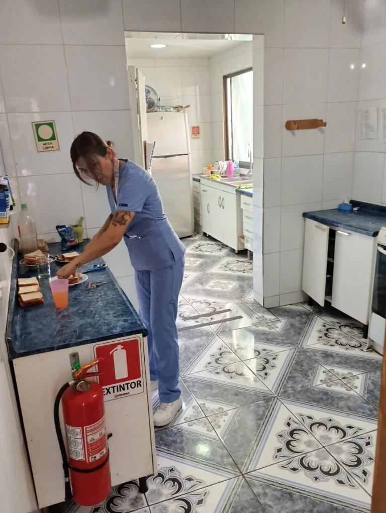 casa de reposo los naranjos en la cisterna 5